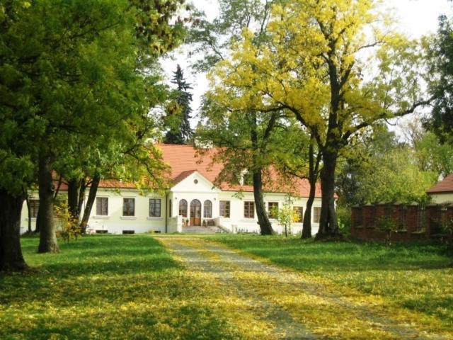 Gospodarstwo Agroturystyczne Dworek Janowicki Kazimierzewo Exterior photo