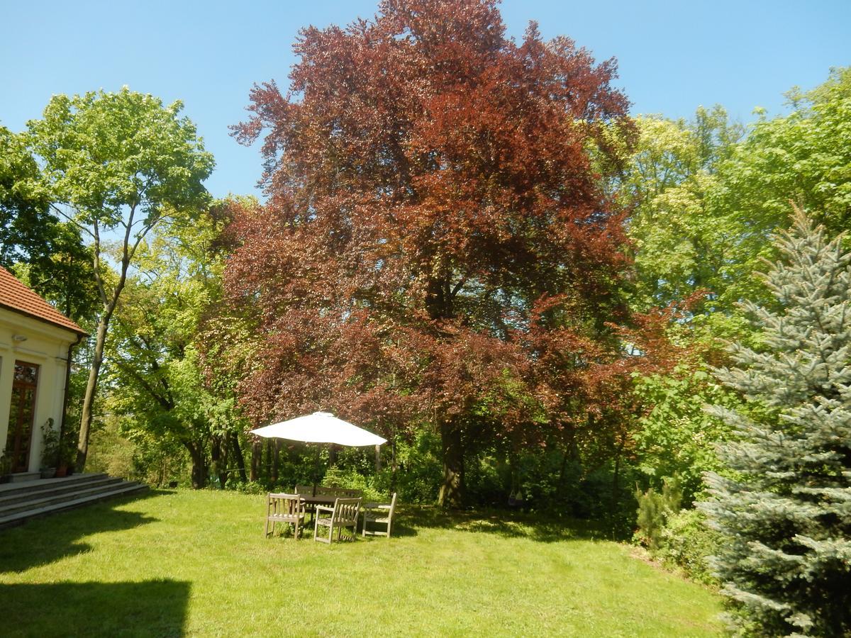 Gospodarstwo Agroturystyczne Dworek Janowicki Kazimierzewo Exterior photo